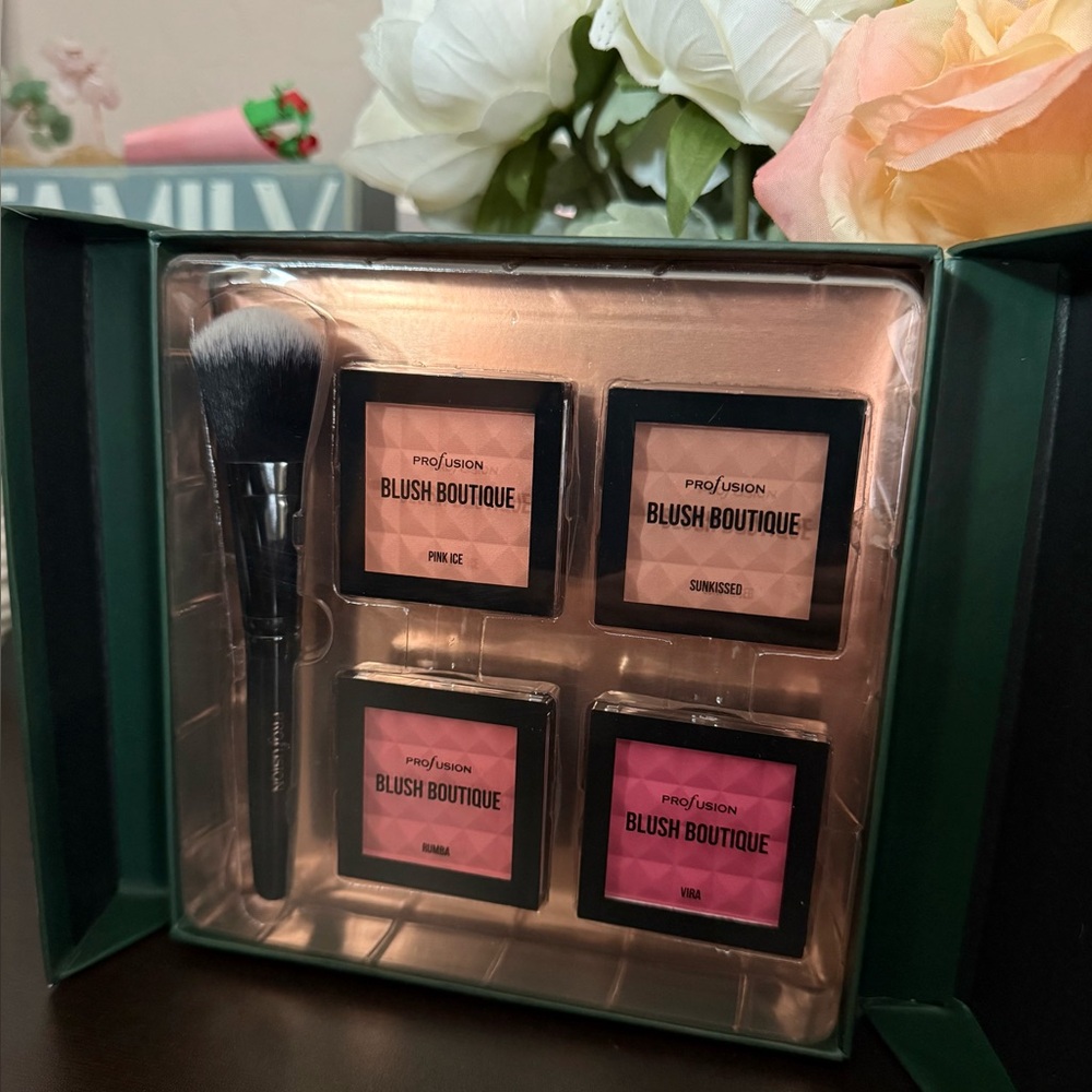 🆕🪷 PROFUSION LIMITED EDITION BLUSH BOUTIQUE PALETTE. BRAND NEW FACTORY SEALED. - Picture 8 of 15